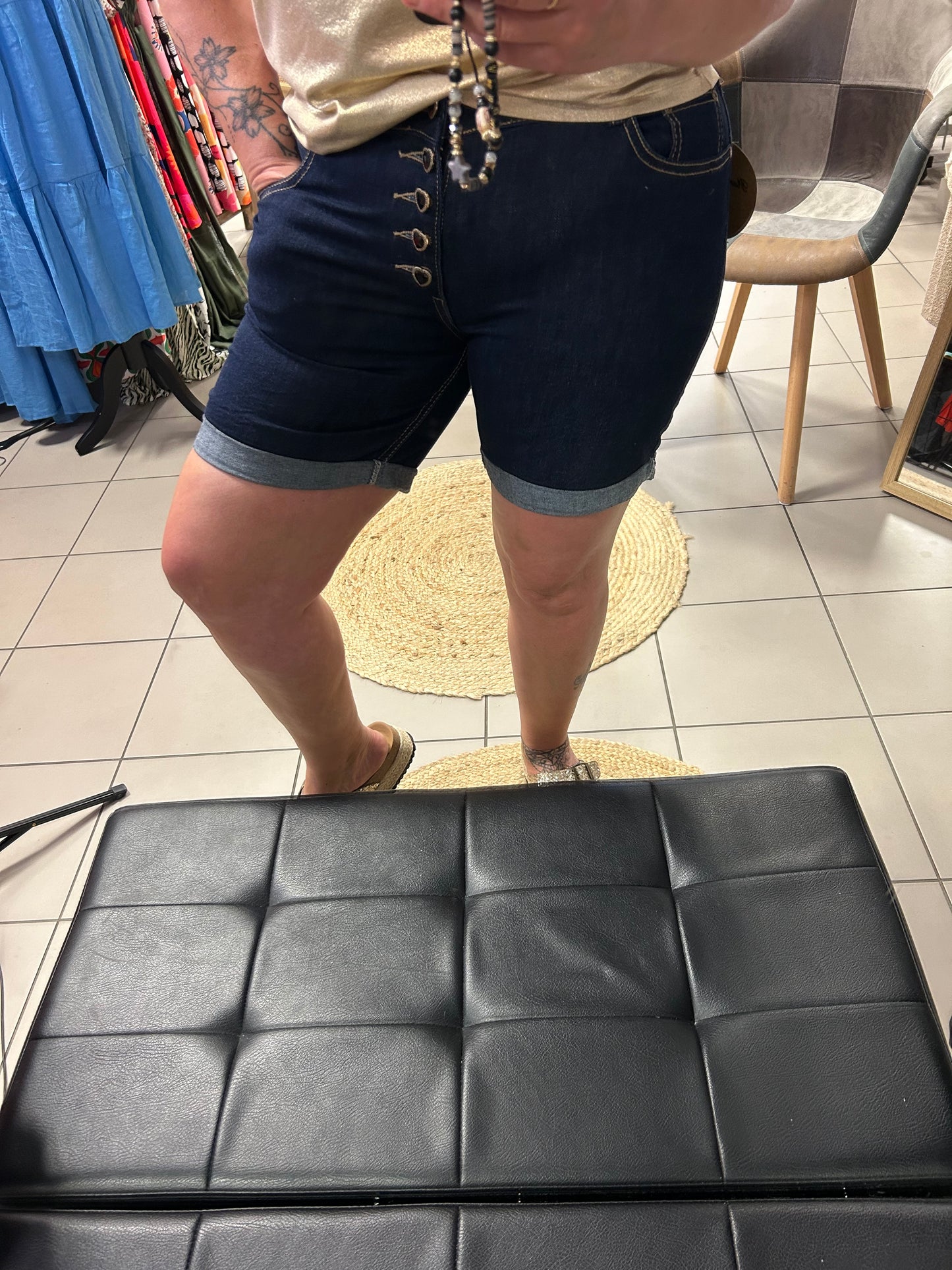 Short Juliette