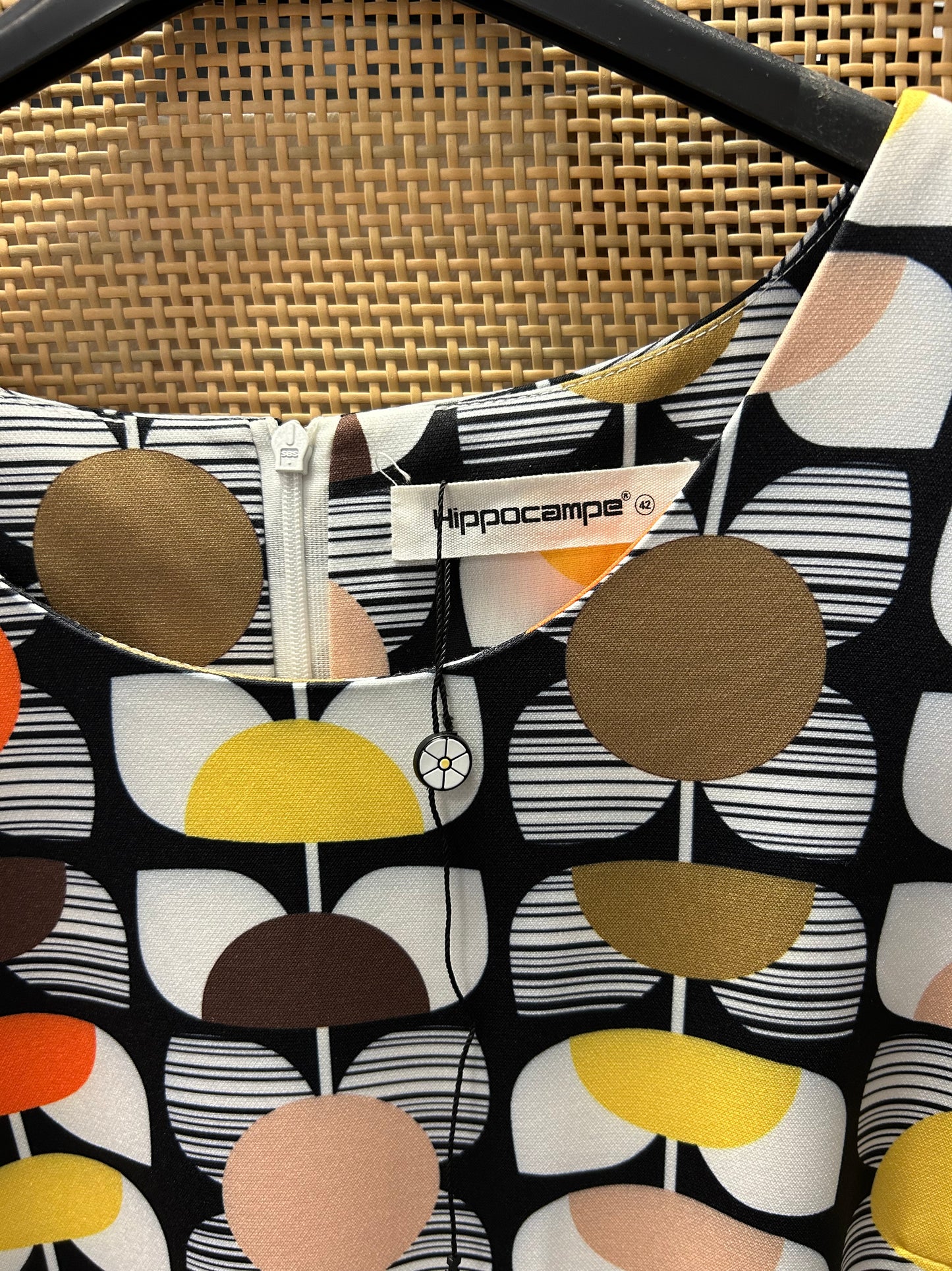 Robe Cassandra
