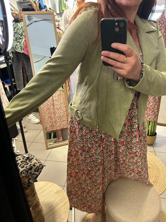 VESTE CLARA